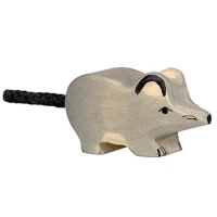 Handgemaakt houten dierfiguur muisje van het merk Holztiger 5 cm verkrijgbaar online bij Het Speellab 