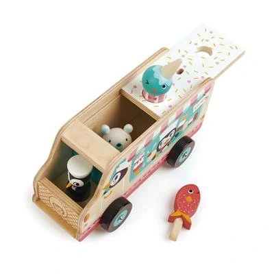 Houten ijswagen met pinguïn voor fantasierijk rollenspel.
